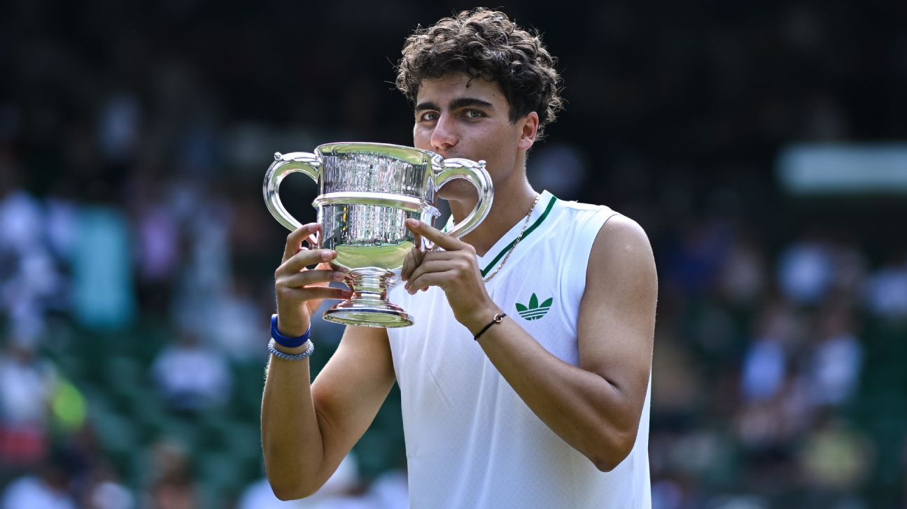 Bulgaria’s Ivan Ivanov wins Wimbledon junior singles title