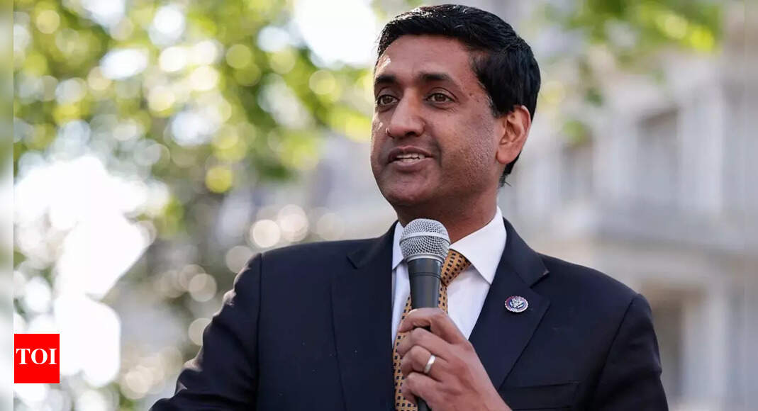 Ro Khanna pushes for release of Epstein client list, asks who are the rich persons being protected Ro Khanna pushes for release of Epstein client list, asks who are the rich persons being protected