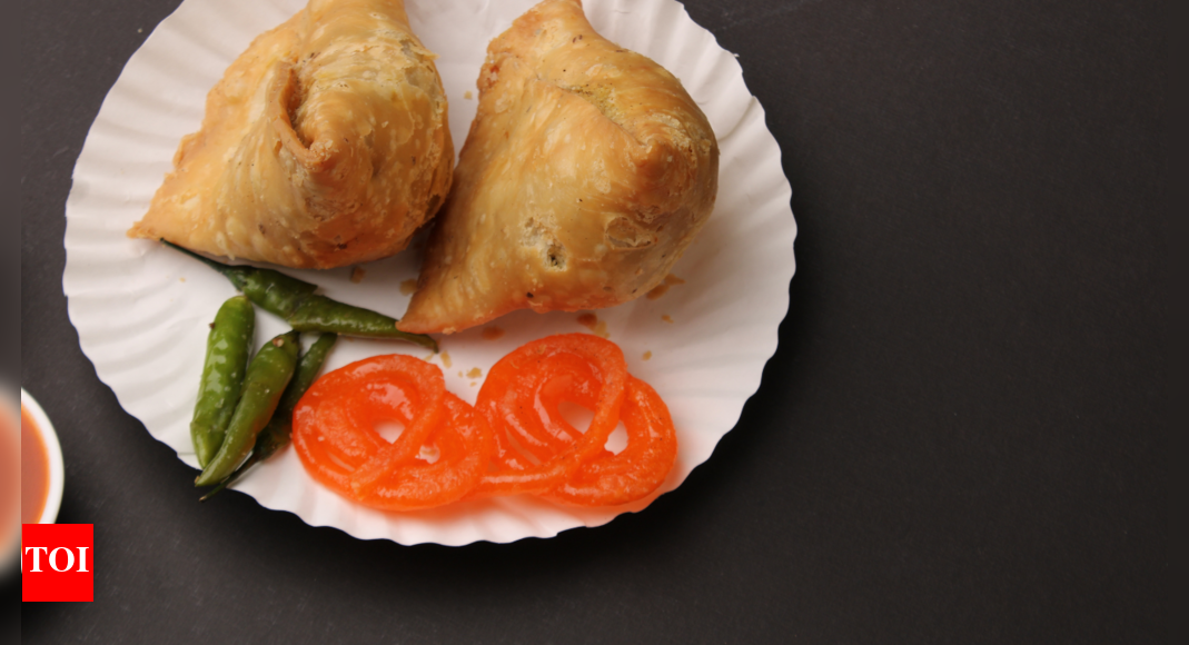 No health warnings for Samosas, jalebis: PIB issues statement; calls claims fake | India News