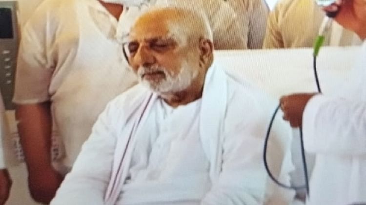 Kanpur : राजनाथ सिंह के गुरु संतोष द्विवेदी का निधन, अंतिम संस्कार आज; शामिल हो सकते हैं रक्षामंत्री