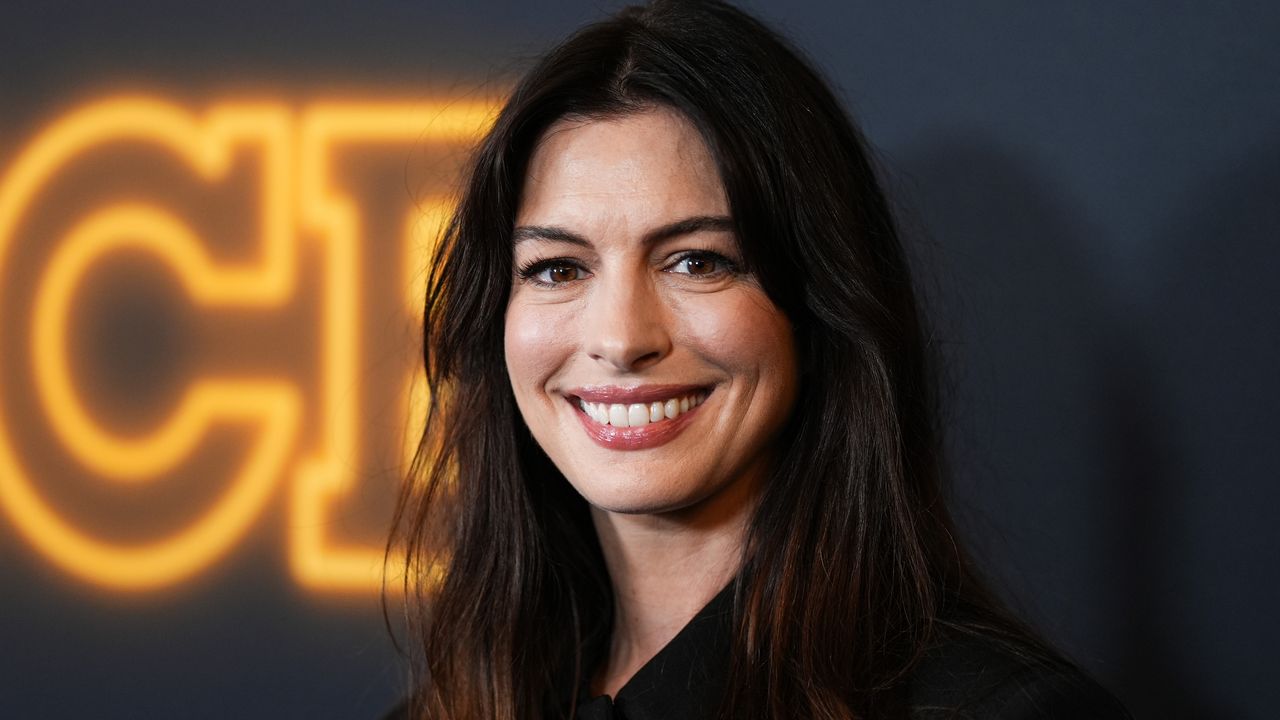 Anne Hathaway’s Date-Night Bag Is Finally Under 0 for Prime Day