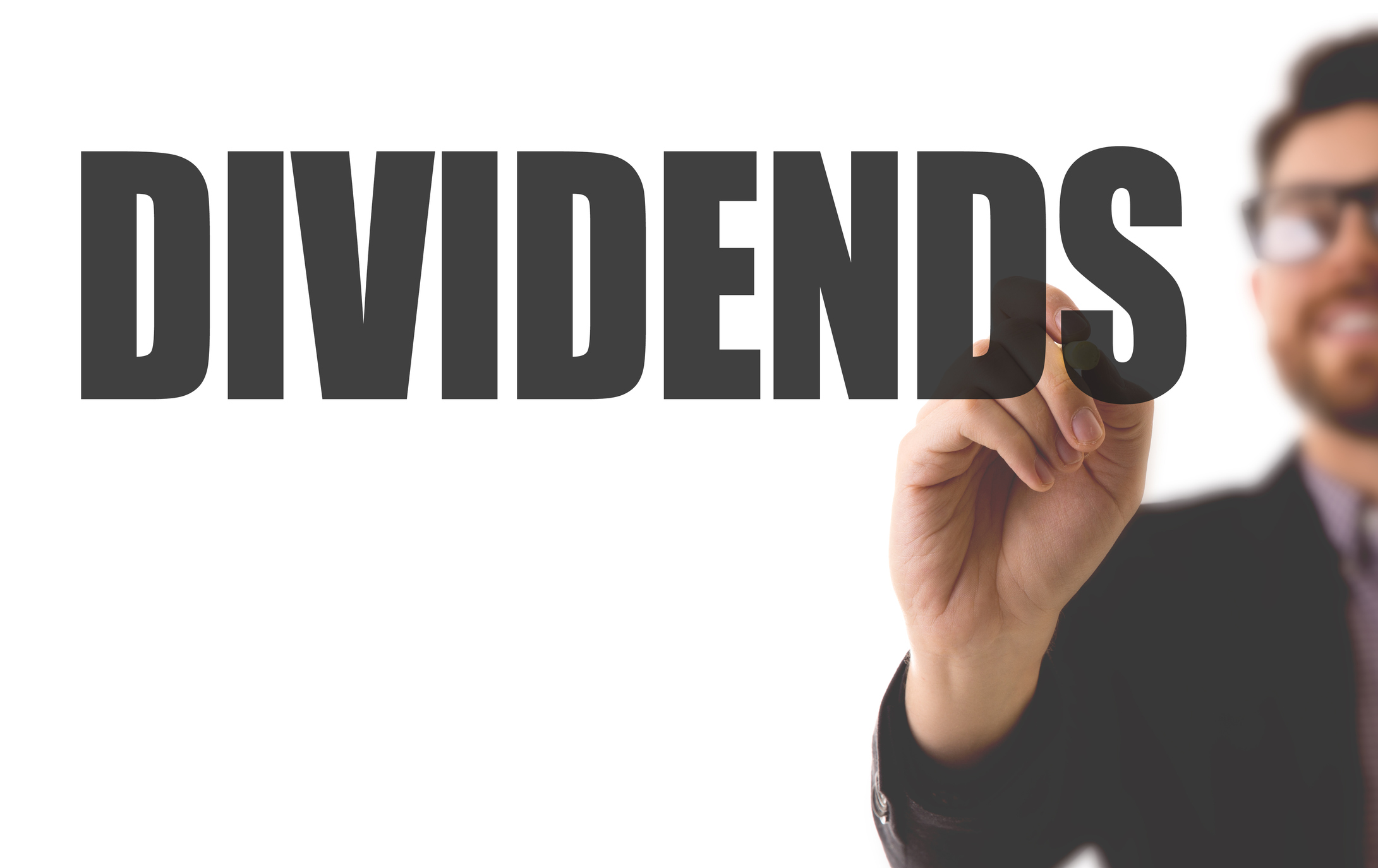 Best Stock to Buy Right Now: Realty Income vs. W.P. Carey