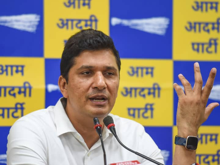 AAP After Delhi Govt Halts Fuel Ban On Old Vehicles