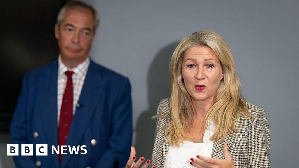 Senedd Conservative Laura Anne Jones defects to Reform