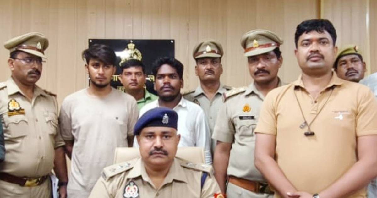 सोने के सिक्के खरीदने का शौक, बैंक खातों में रोज आते थे लाखों रुपये, करामात जान सन्न रह गई पुलिस