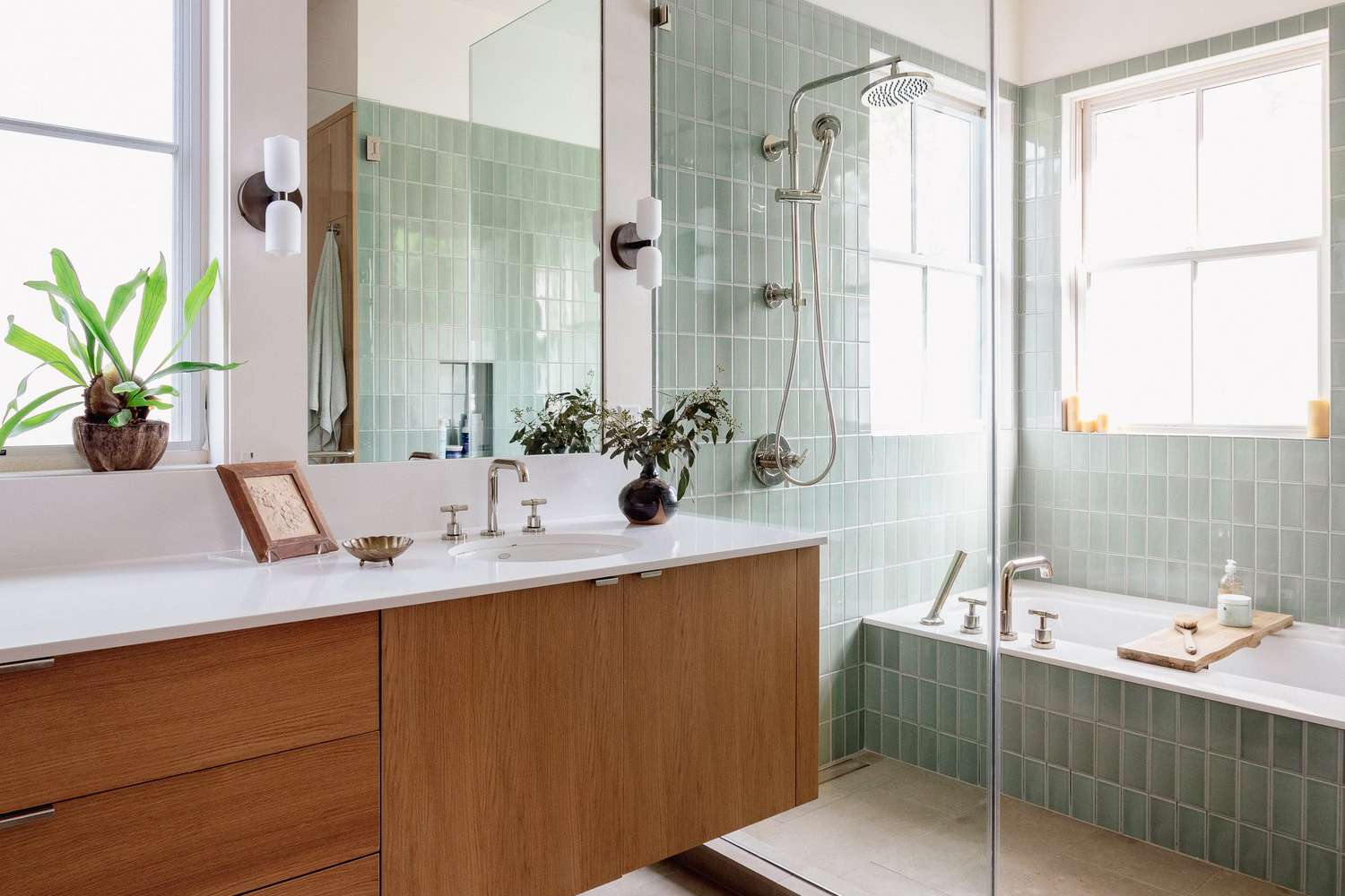 The Best Colors to Make a Small Bathroom Look Bigger, According to Designers