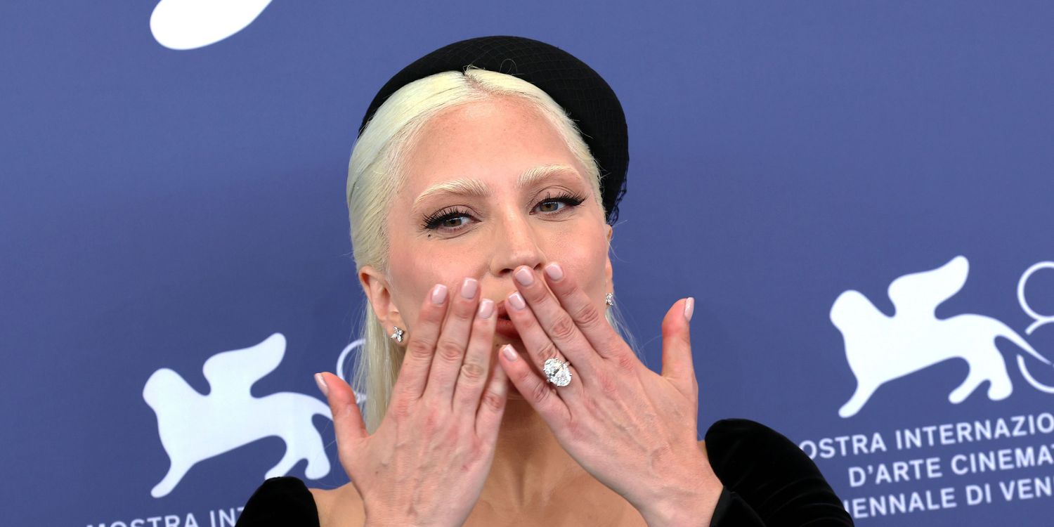 All About Lady Gaga’s $! Million Engagement Ring Featuring Pink Diamonds