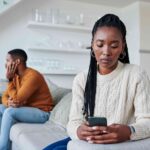 Early smartphone use linked to poorer mental health in young adults