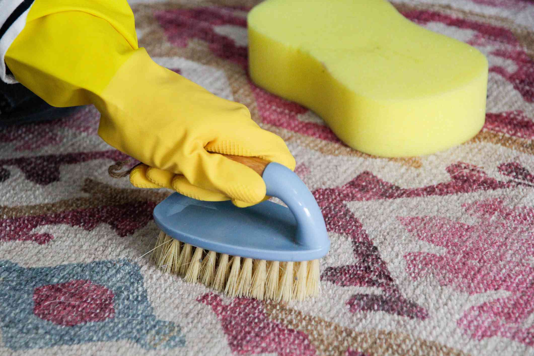 How to Get Rid of That Damp Carpet Smell in Your House For Good