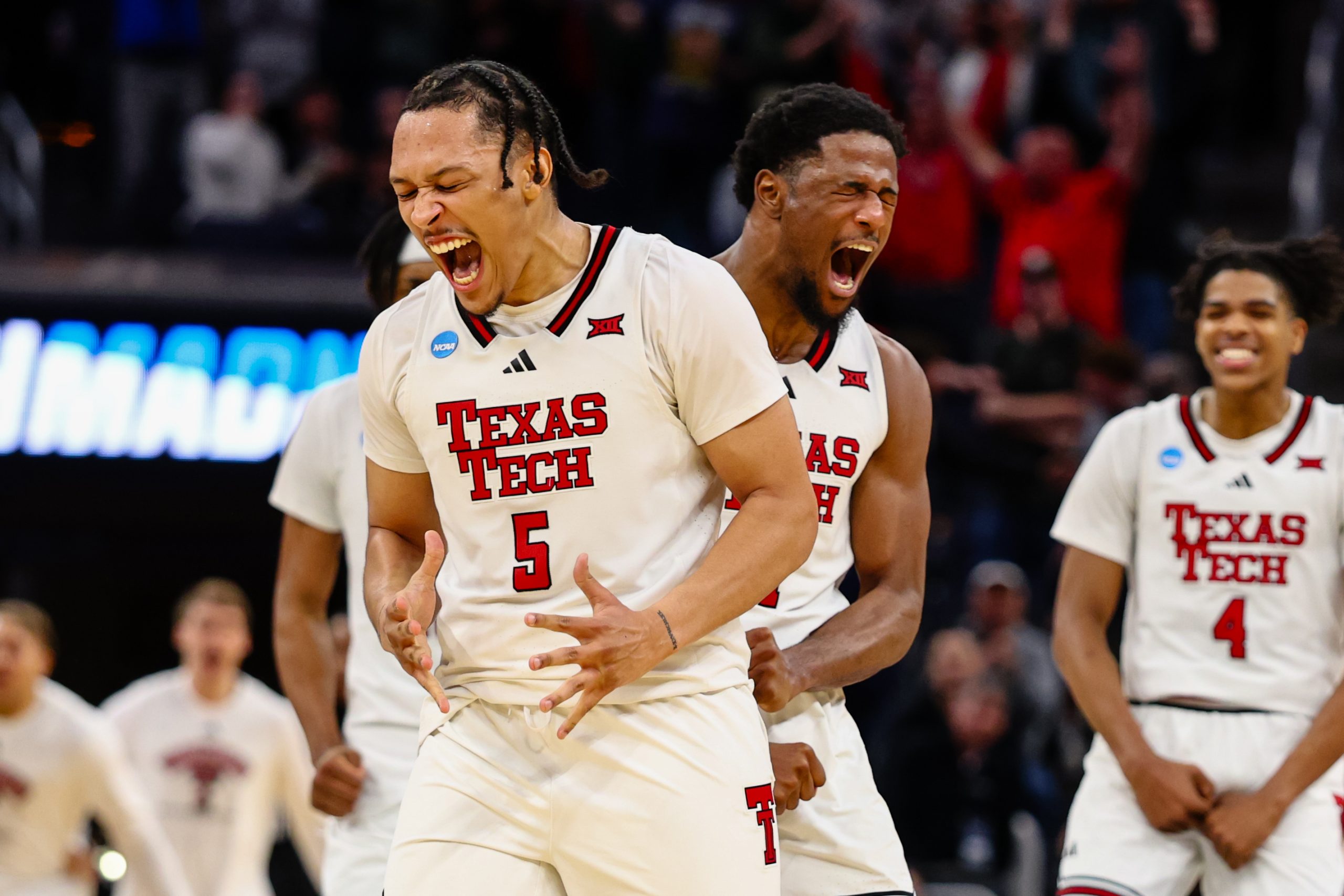 Everything You Missed From the First Half of the Men’s Sweet 16