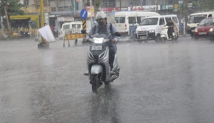 Weather: भारी बारिश से उत्तर भारत हुआ तरबतर, हिमाचल-उत्तराखंड में रेड अलर्ट; जानें अन्य राज्यों के मौसम का हाल