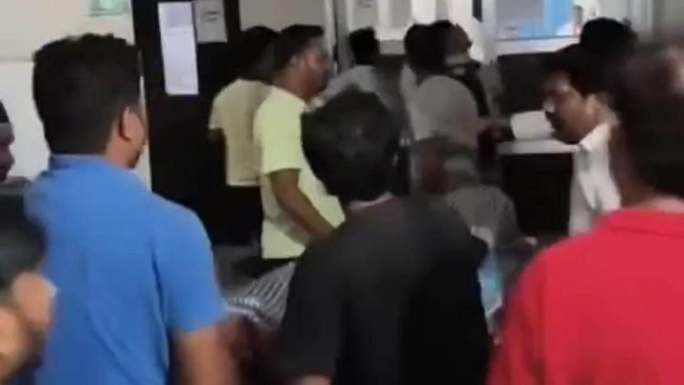 Bihar News : Criminals Killed Businessman Murder Case Uproar On The Road Sitamarhi Bihar Police – Amar Ujala Hindi News Live