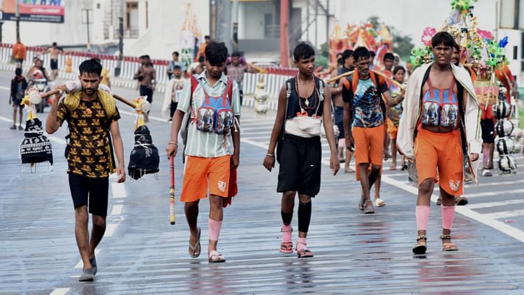Kanwar Yatra 2025: कांवड़ियों की आवक कम, डीएमई और मेरठ रोड आज से नहीं होगा बंद;  यातायात पुलिस ने बदली रणनीति
