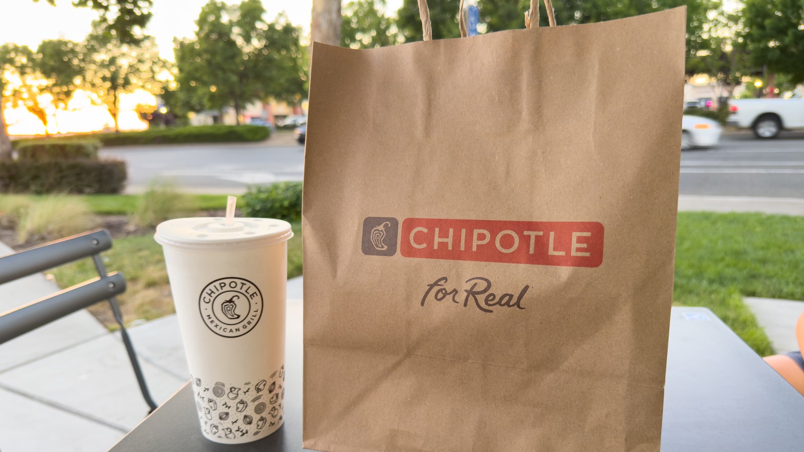 What Kind Of Alcohol Does Chipotle Serve?