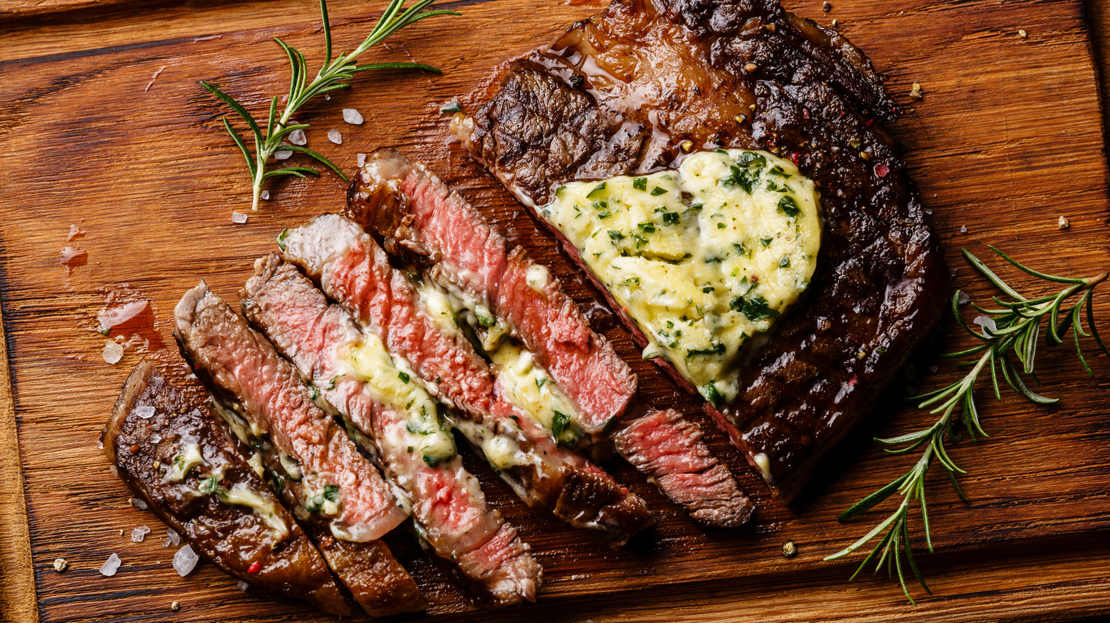 The California Restaurant That Serves Up Fresh Steak Right Off Of The Highway