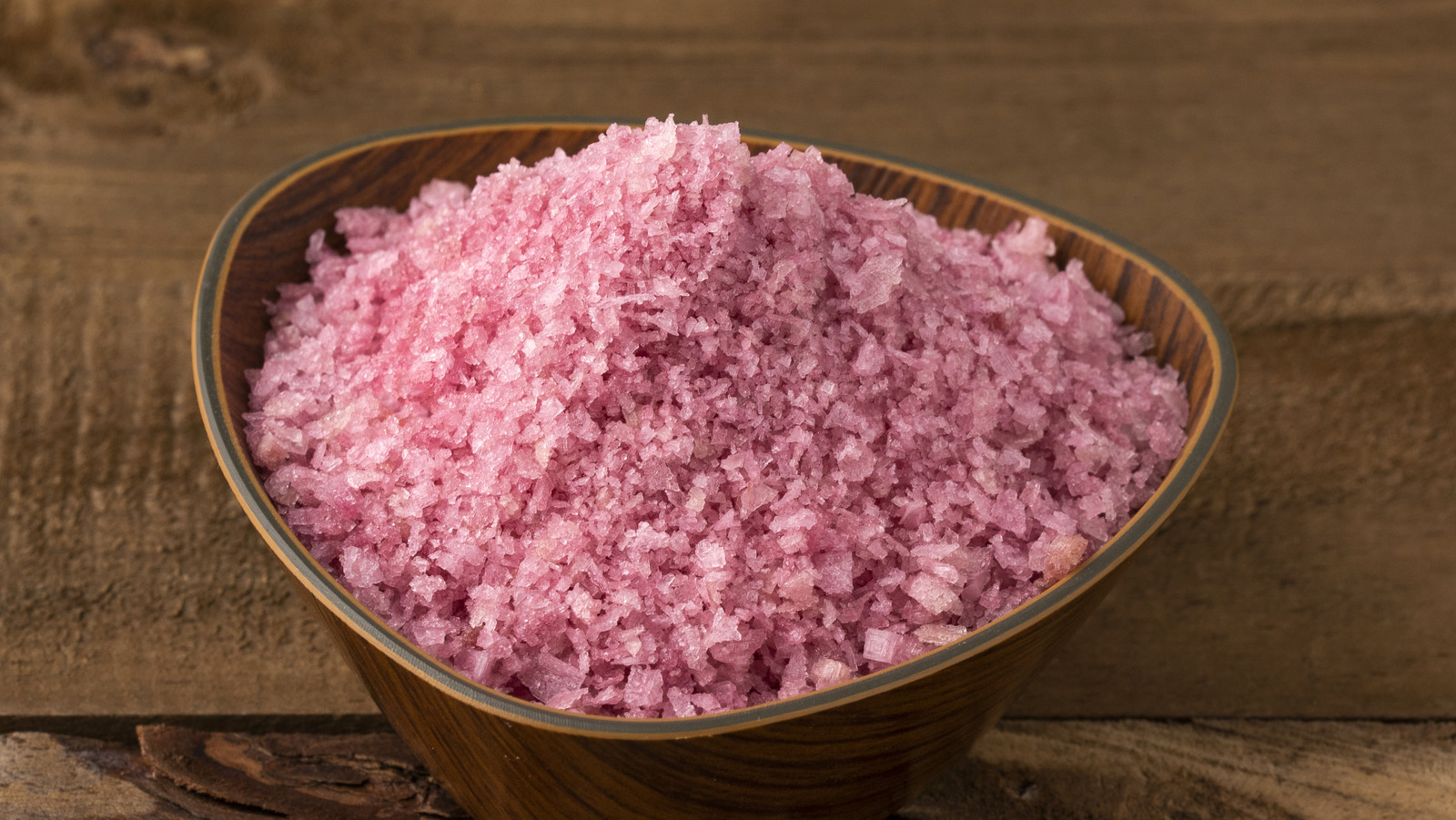 Use Leftover Red Wine To Flavor Salt For Bold Flavor And A Gorgeous Finish