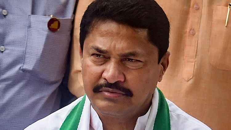 Congress Mla Nana Patole Suspended From Maharashtra Assembly For A Day After He Climbs Speaker Podium – Amar Ujala Hindi News Live