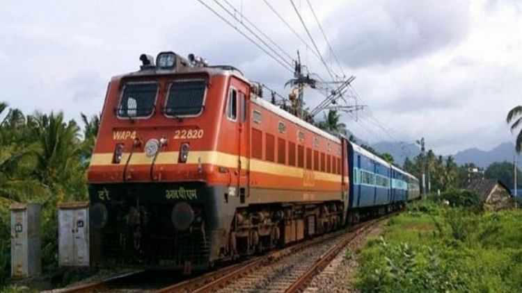Railways Private Companies Will Handle The Security Of These Two Stations Of The Country News In Hindi – Amar Ujala Hindi News Live
