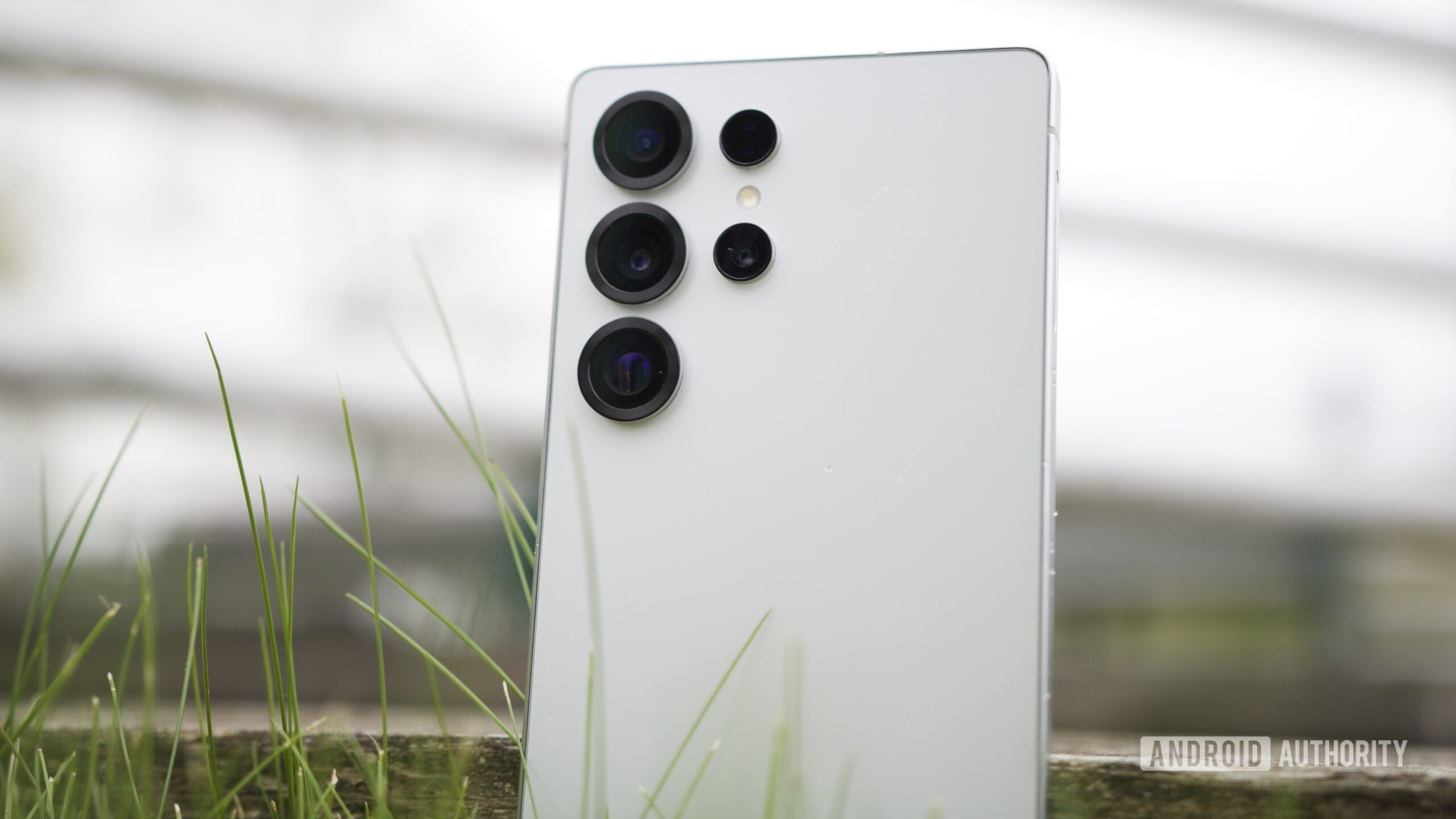 Galaxy S26 Ultra camera and battery glasses may disappoint fans