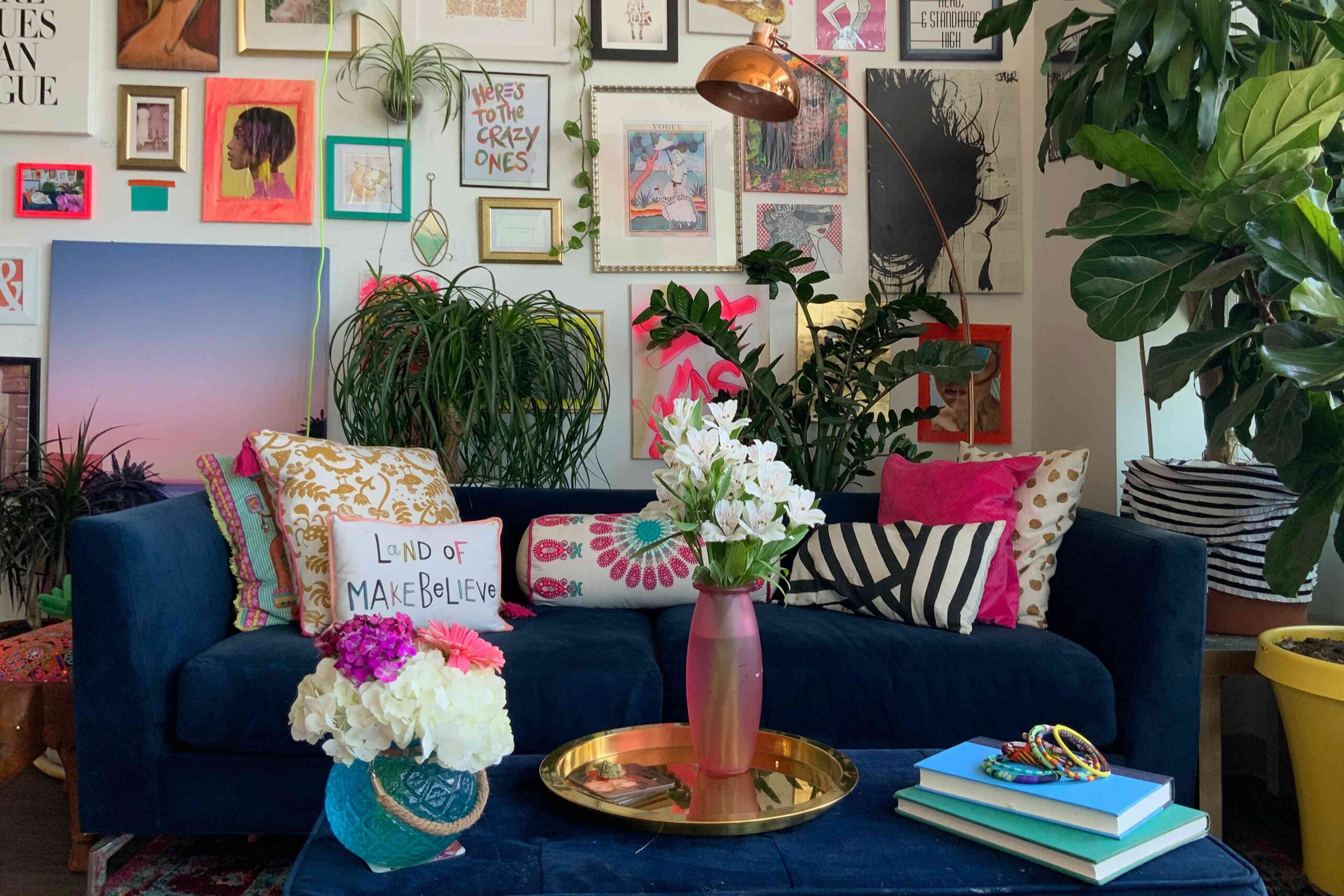 Trying to Declutter? Designers Say You Should Start With These 9 Decor Pieces