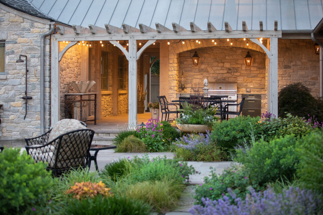 Pros Share Their Top Plant Picks for a Low-Maintenance Yard